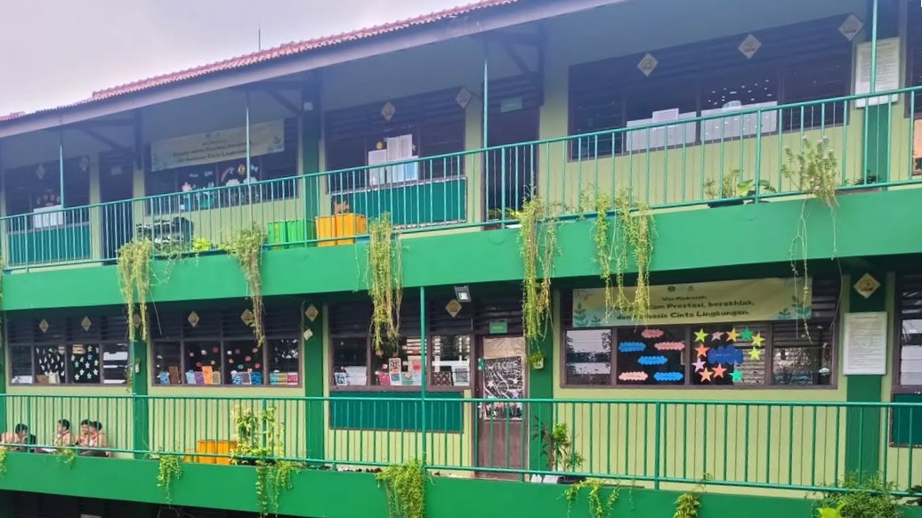 MI AL-MUHAJIRIYAH School Image